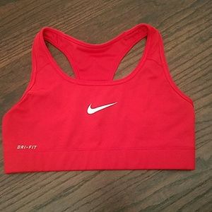 Nike Women's Sportsbra